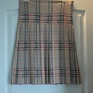 Apparalel skirt